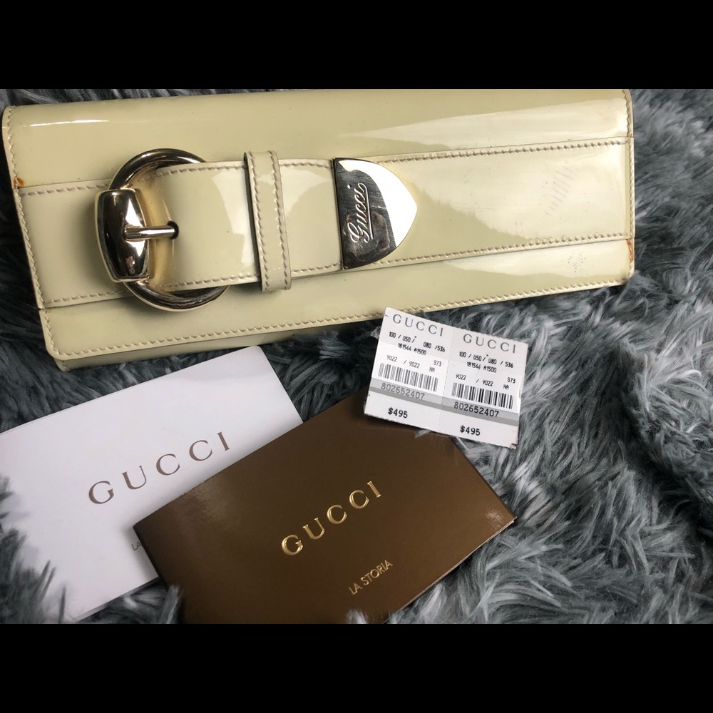 Gucci Patent Roy Clutch Off White